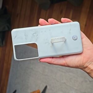 Loopy phone case